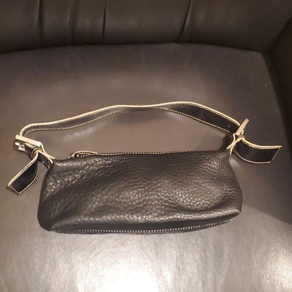 KENNETH COLE Mini Black Leather Handbag Purse Bag - Picture 1 of 6
